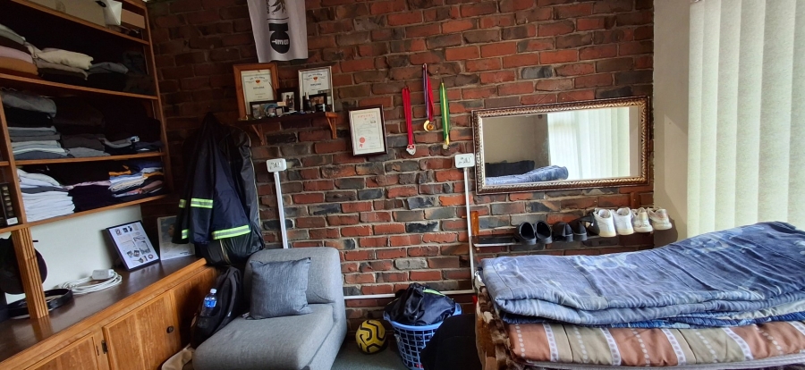 3 Bedroom Property for Sale in Pellissier Free State